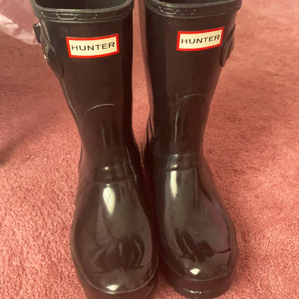 Gloss Black - image 1